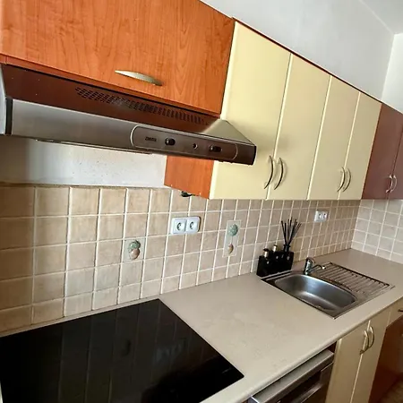 Apartman Harrison Homes Pergola Apartment, Garden & Parking